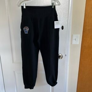 NWT Beyond Yoga Villanova University joggers